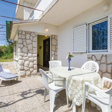 Pet Friendly Apartment In Kampor With Kitchen Exteriör bild